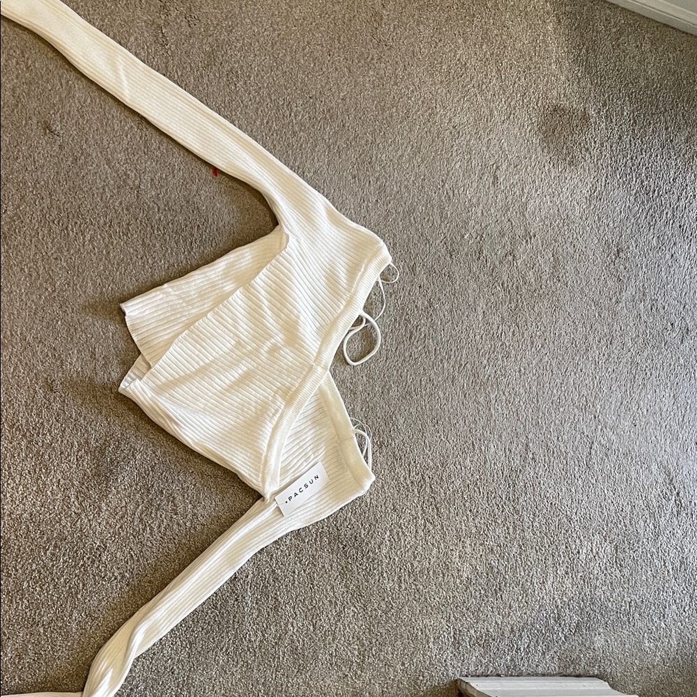 PacSun Cream V-Neck Sweater